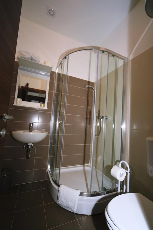 Riva Rooms Fiume Esterno foto